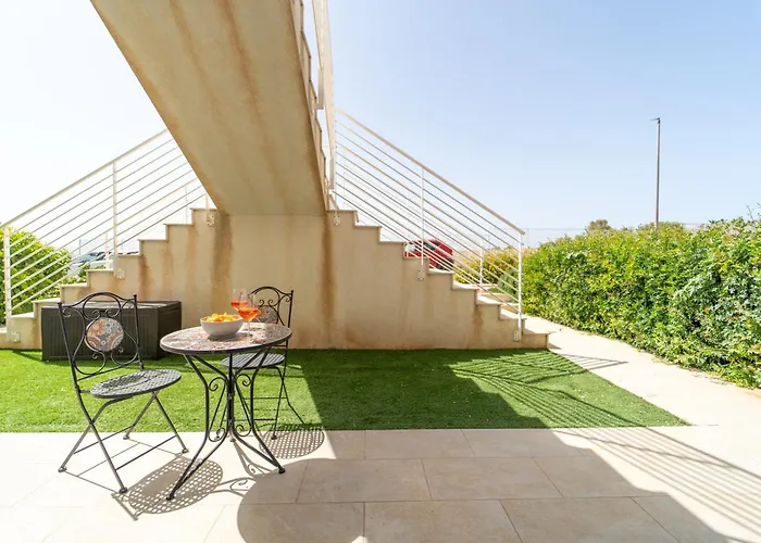 Guesthost - Borgo 84 - Dimora Del Borgo